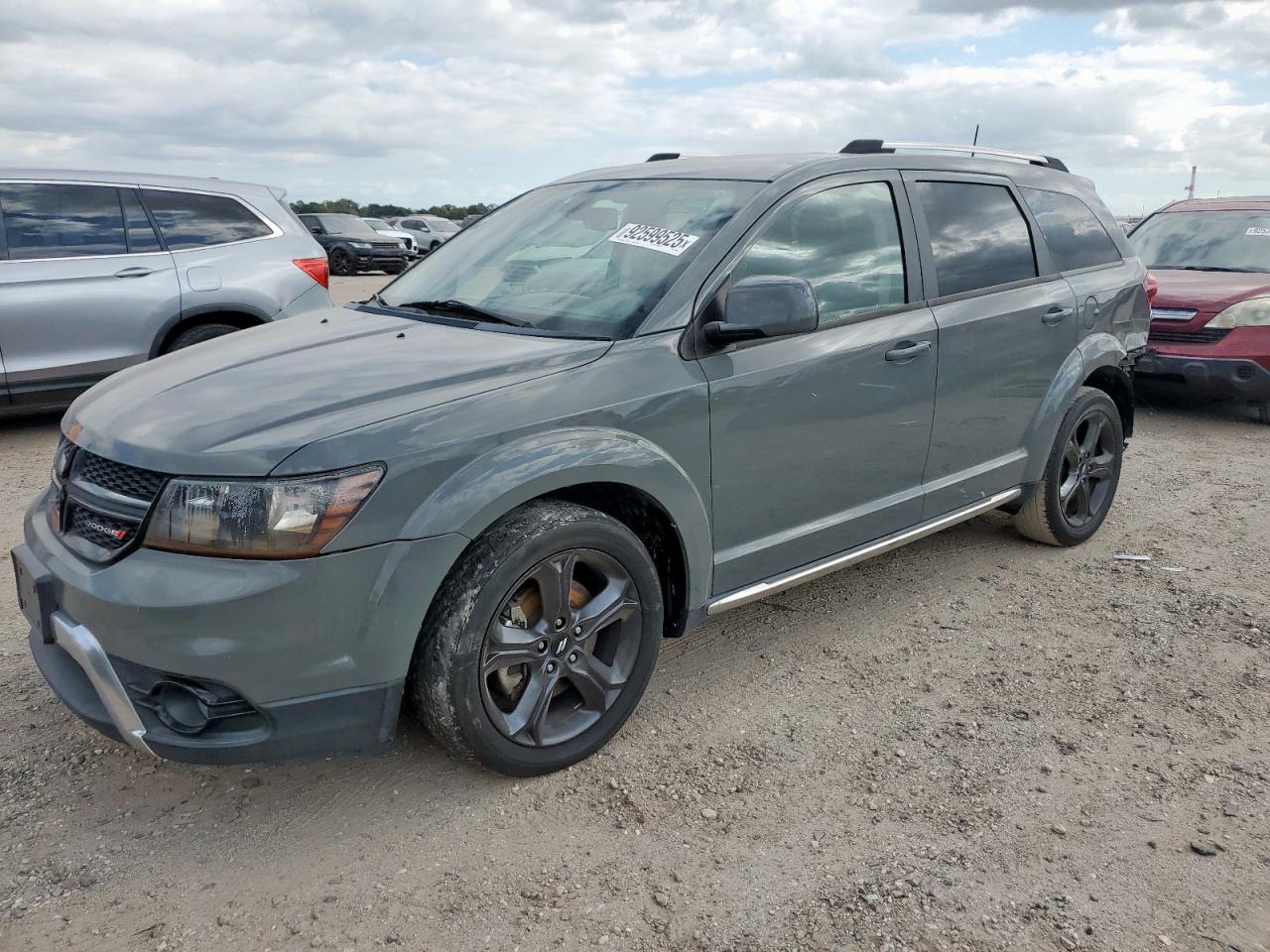 DODGE JOURNEY CROSSROAD