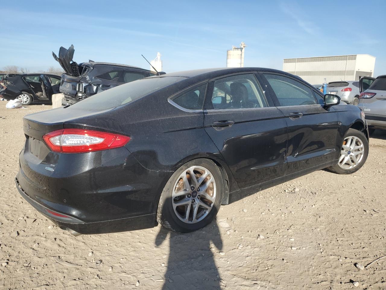 FORD FUSION SE