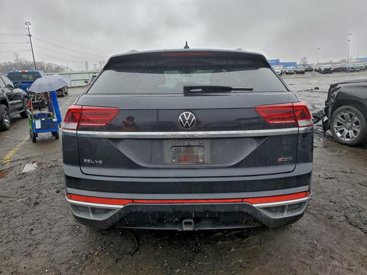 Lot #3316745405 2021 VOLKSWAGEN ATLAS CROS