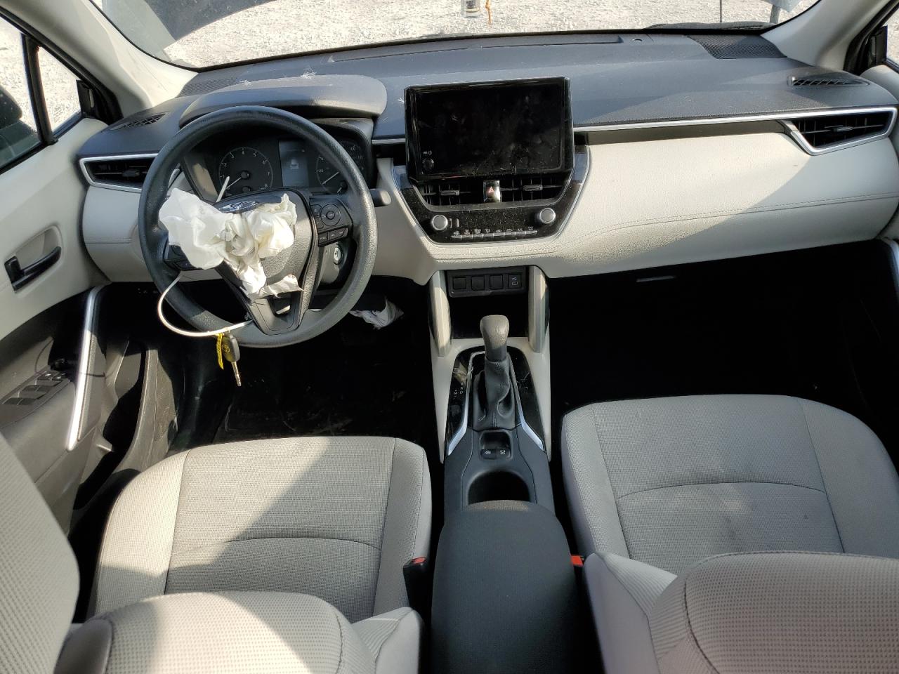 TOYOTA COROLLA CROSS L