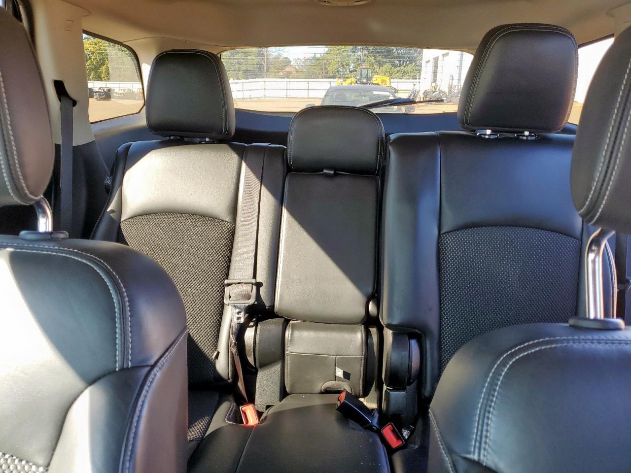 DODGE JOURNEY CROSSROAD