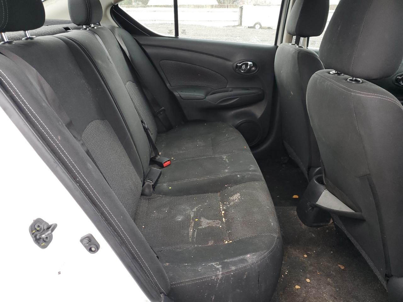 Lot #3311676219 2018 NISSAN VERSA S