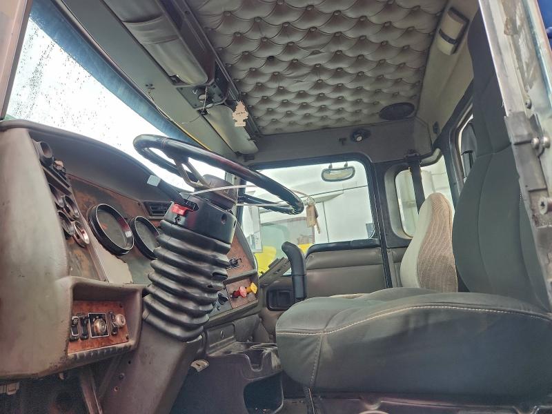 2003 KENWORTH CONSTRUCTI #3312551826