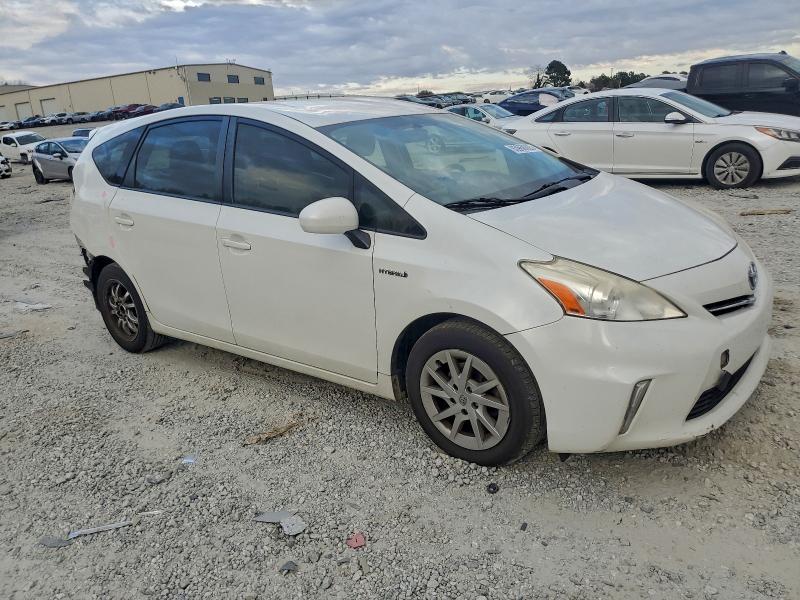 2013 TOYOTA PRIUS V #3297145515
