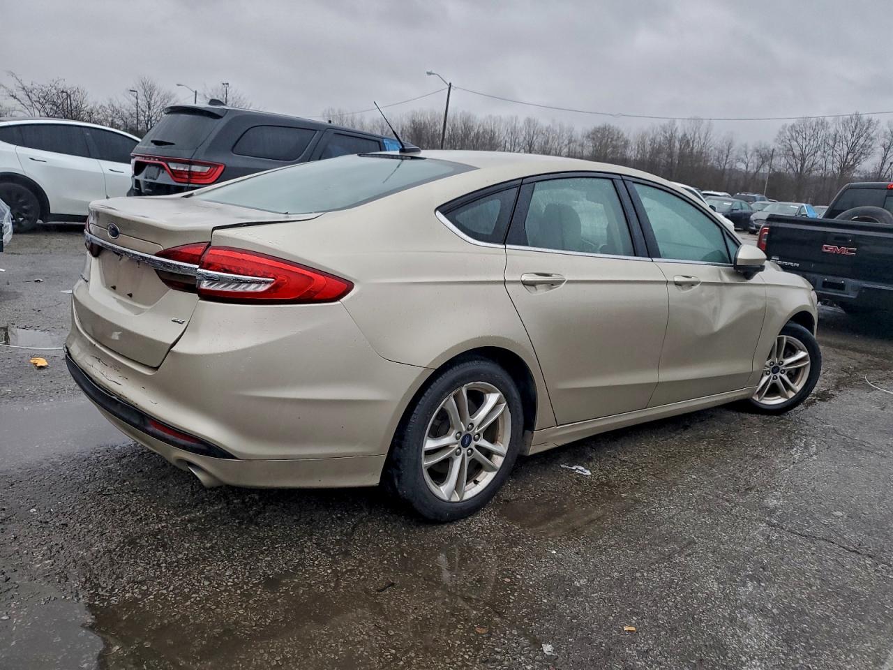 FORD FUSION SE