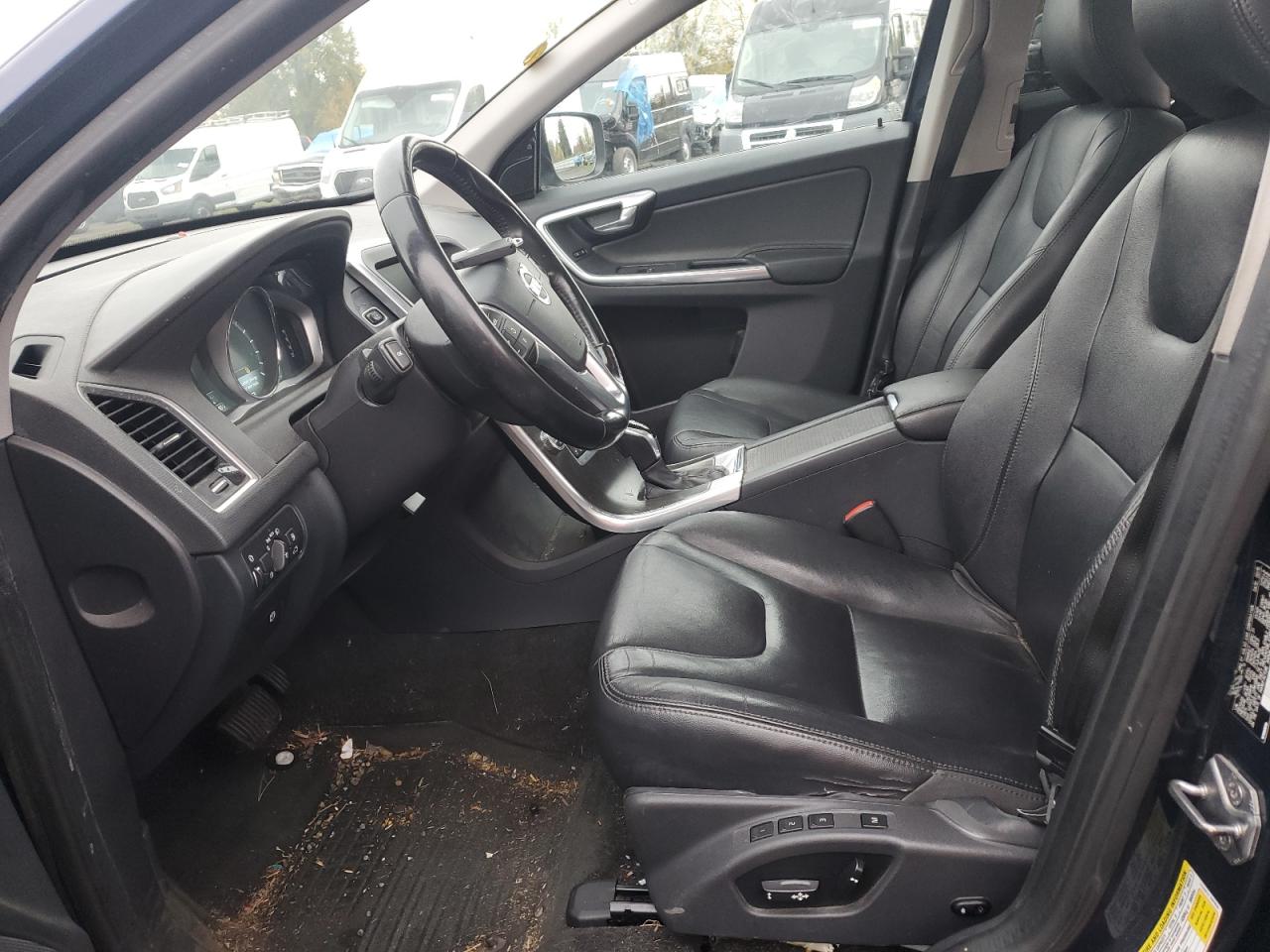 VOLVO XC60 T5 PREMIER