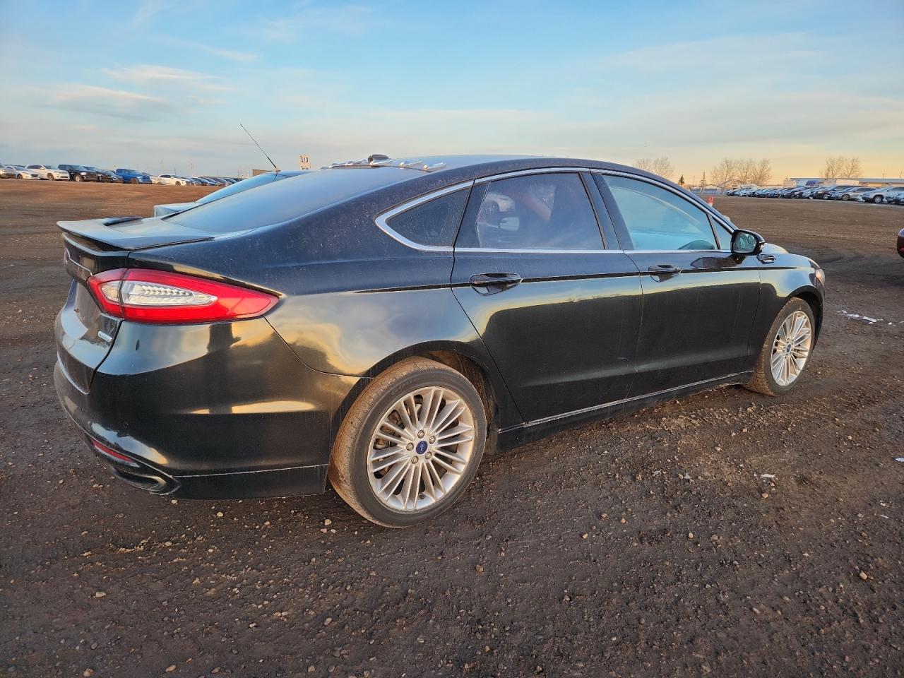 FORD FUSION SE