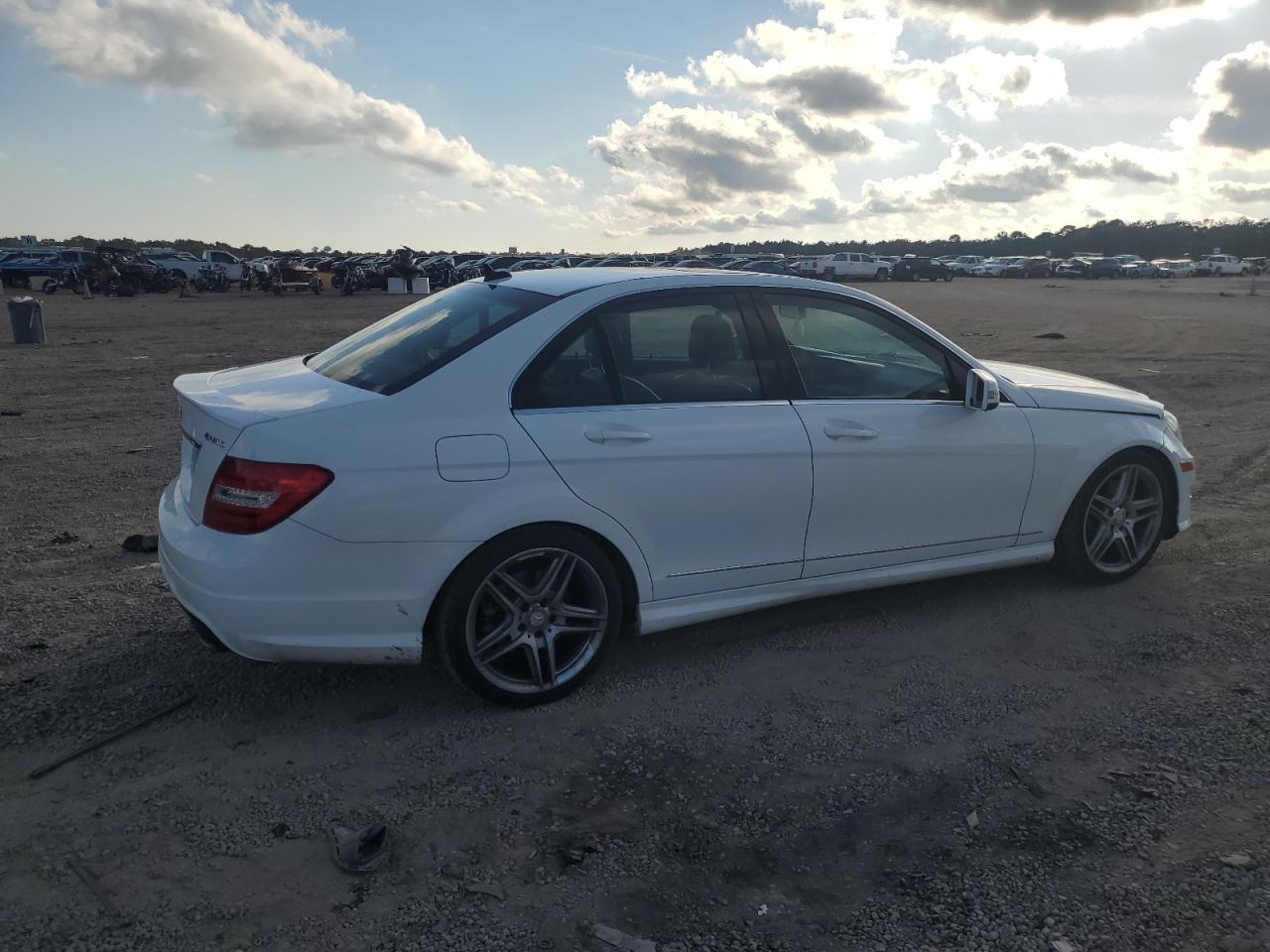 MERCEDES-BENZ C-CLASS 300 4MATIC