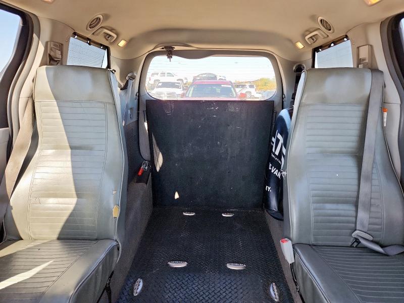 2018 TOYOTA SIENNA LE 5TDKZ3DC5JS903098