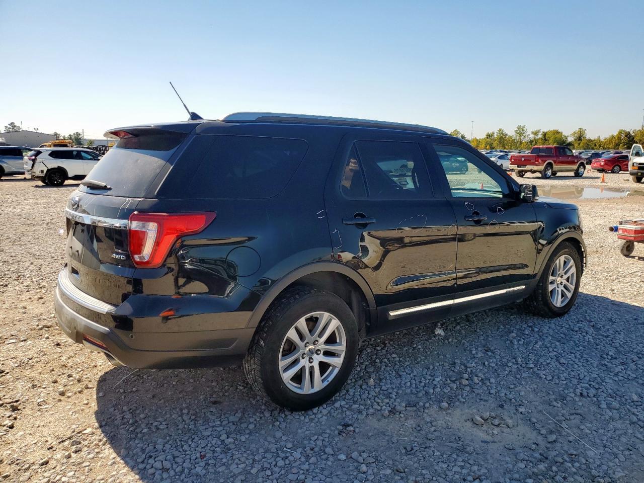 FORD EXPLORER XLT