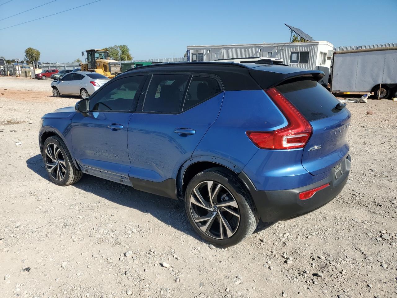 VOLVO XC40 T5 R-DESIGN