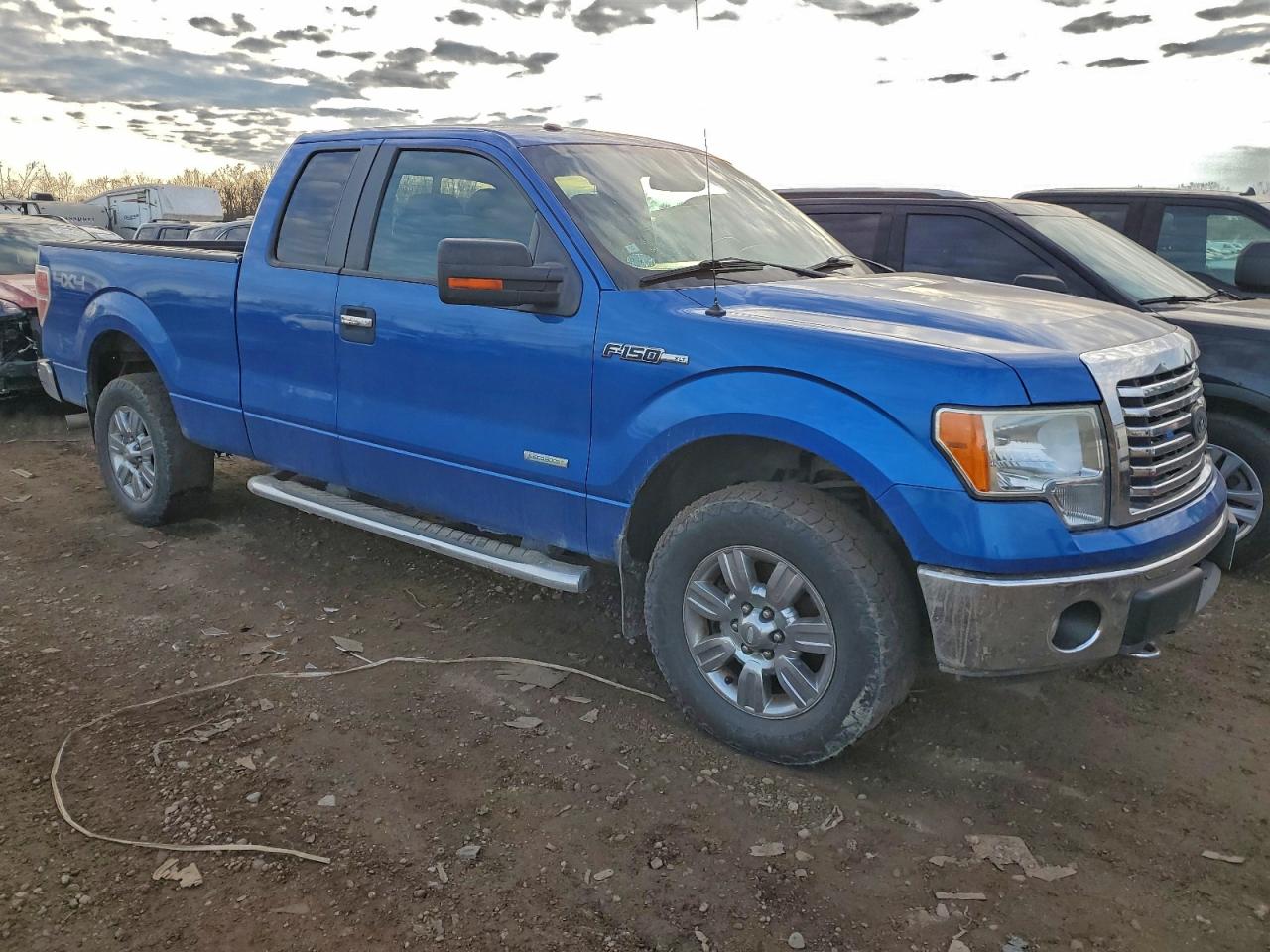 FORD F-150 SUPER CAB