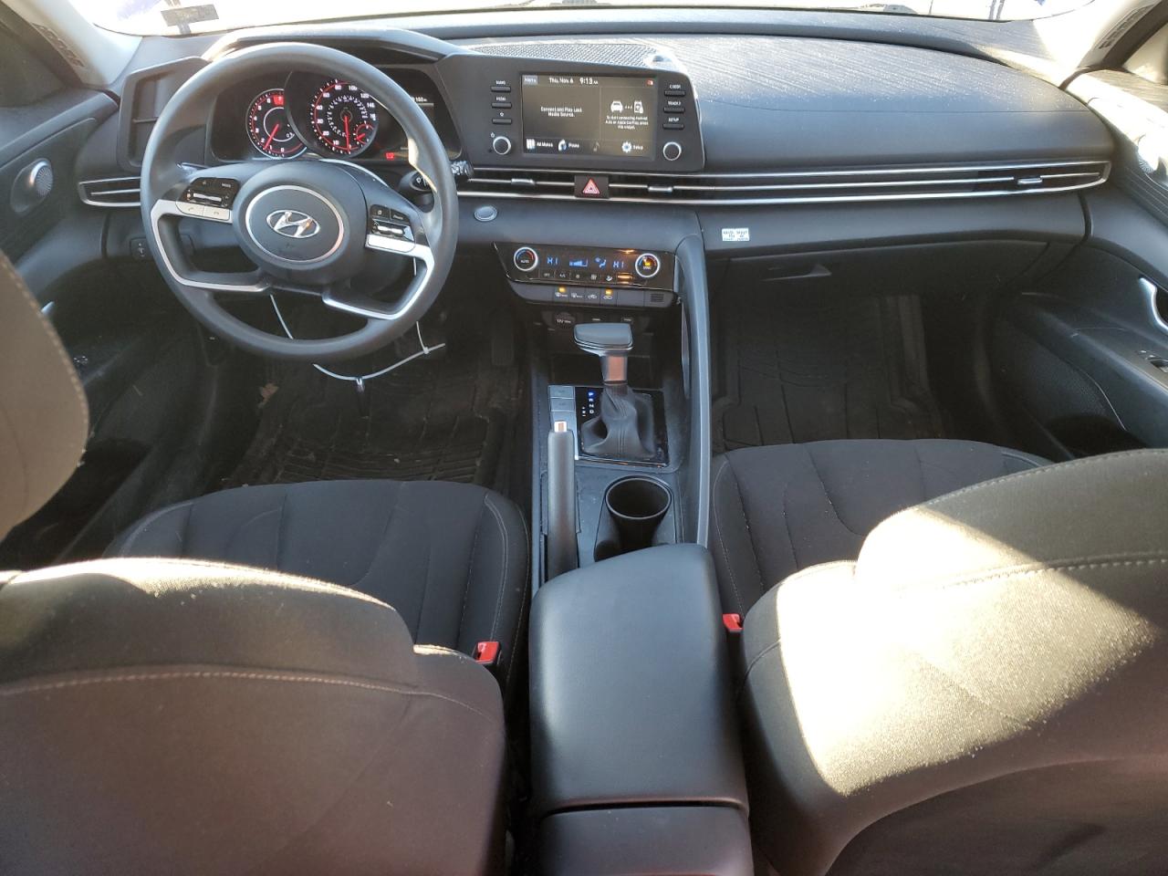 HYUNDAI ELANTRA SEL