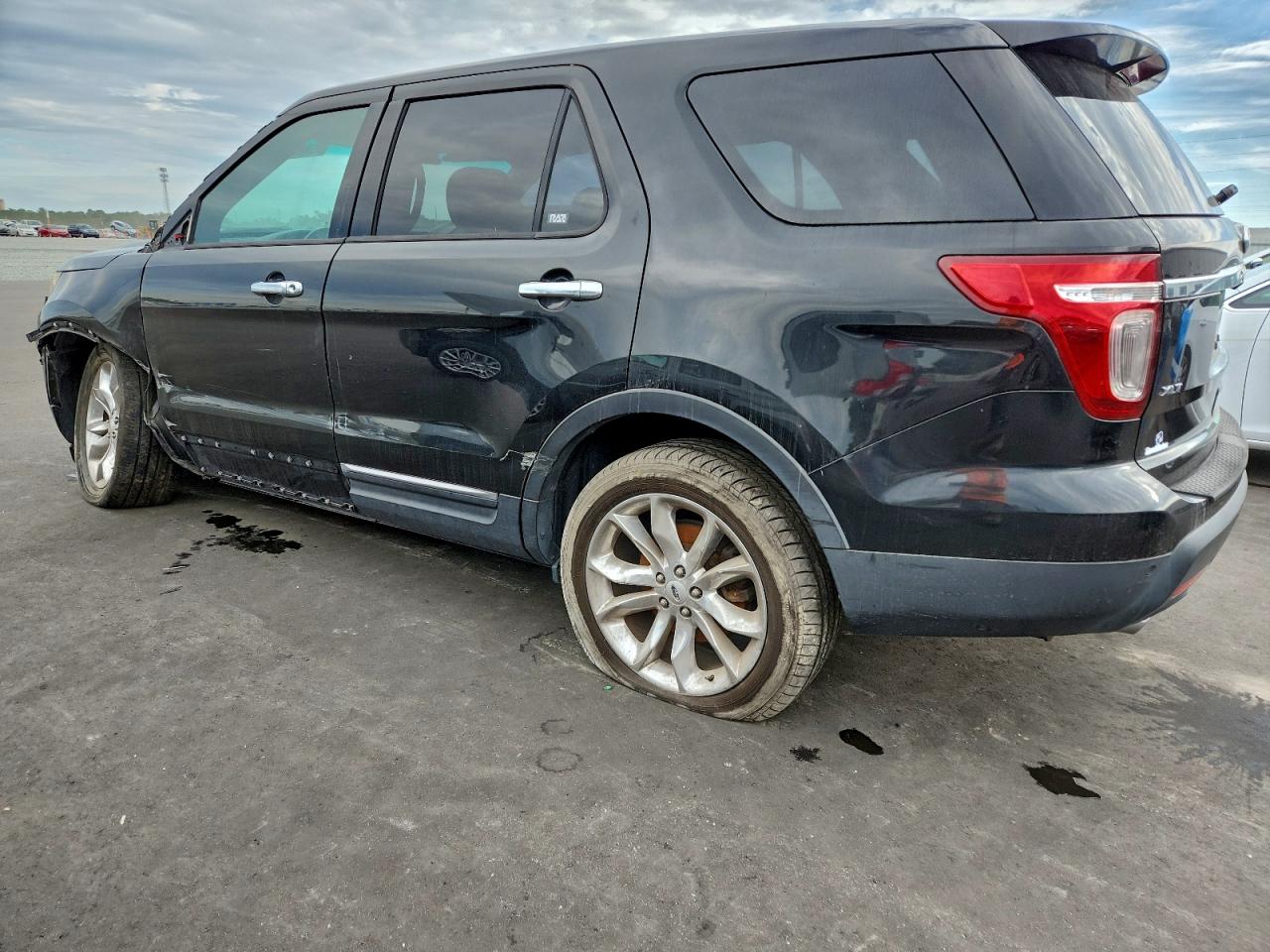 FORD EXPLORER XLT