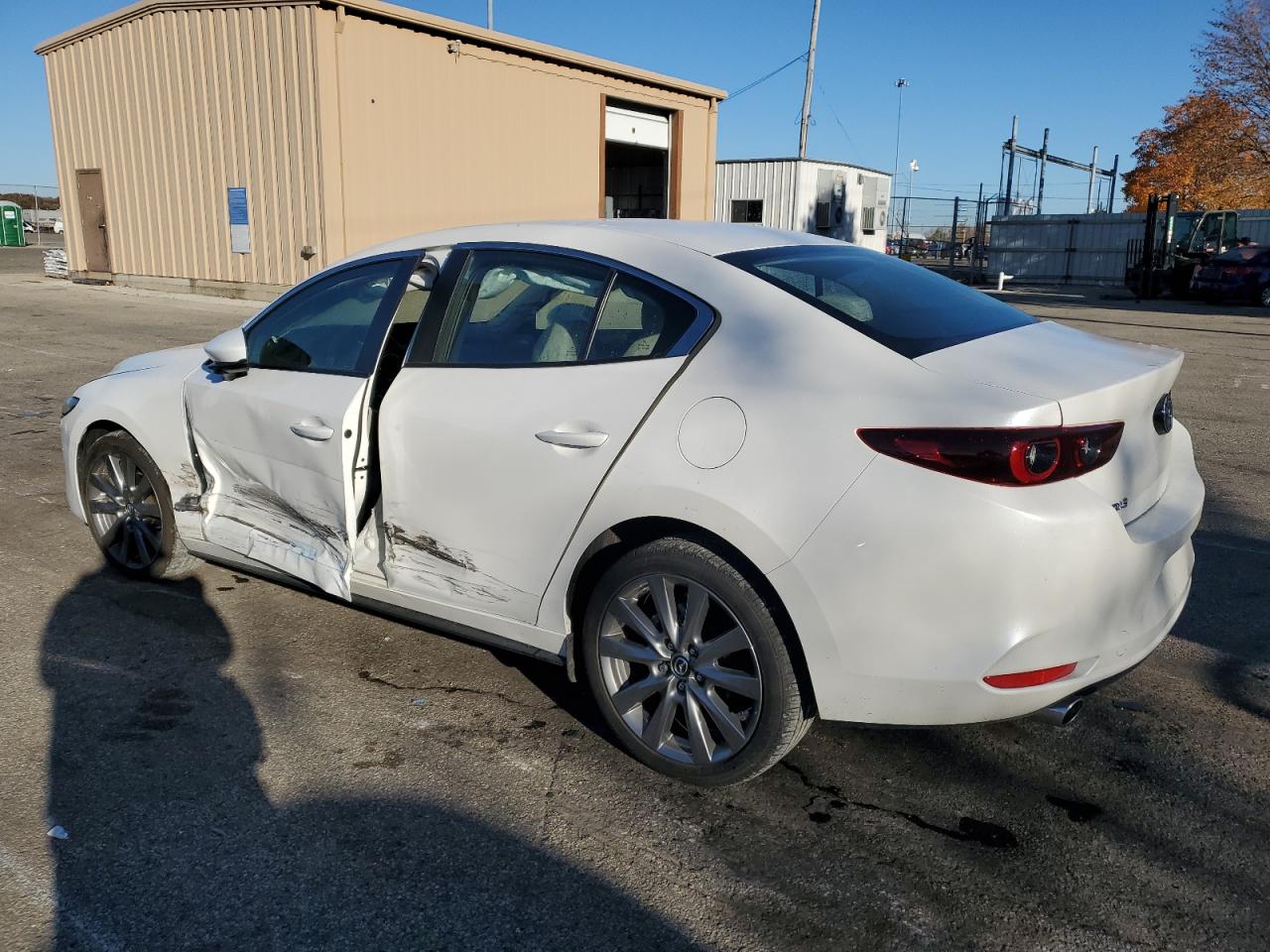 MAZDA 3 PREFERRED