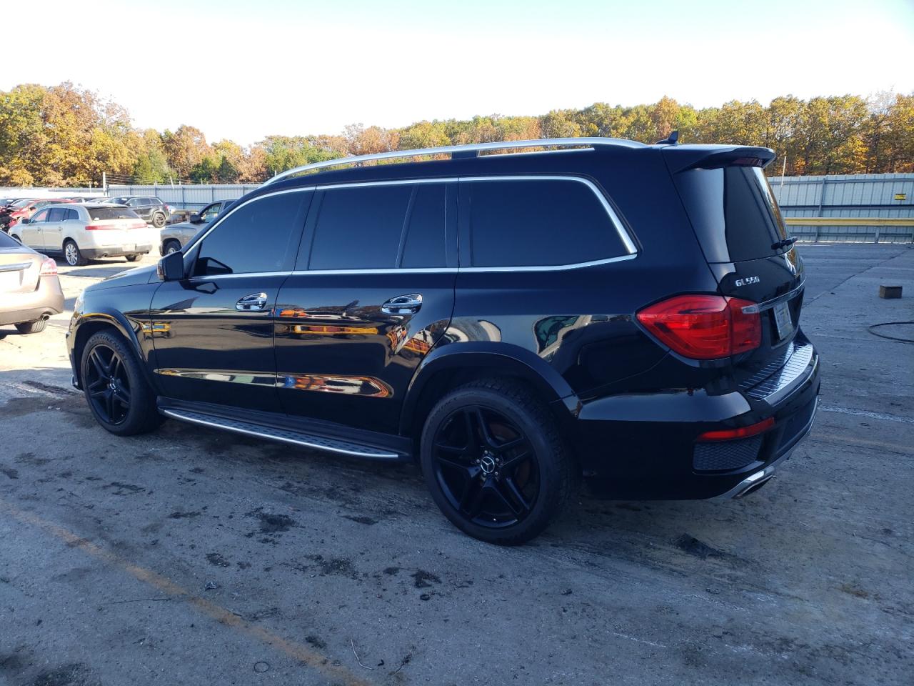 MERCEDES-BENZ GL-CLASS 550 4MATIC