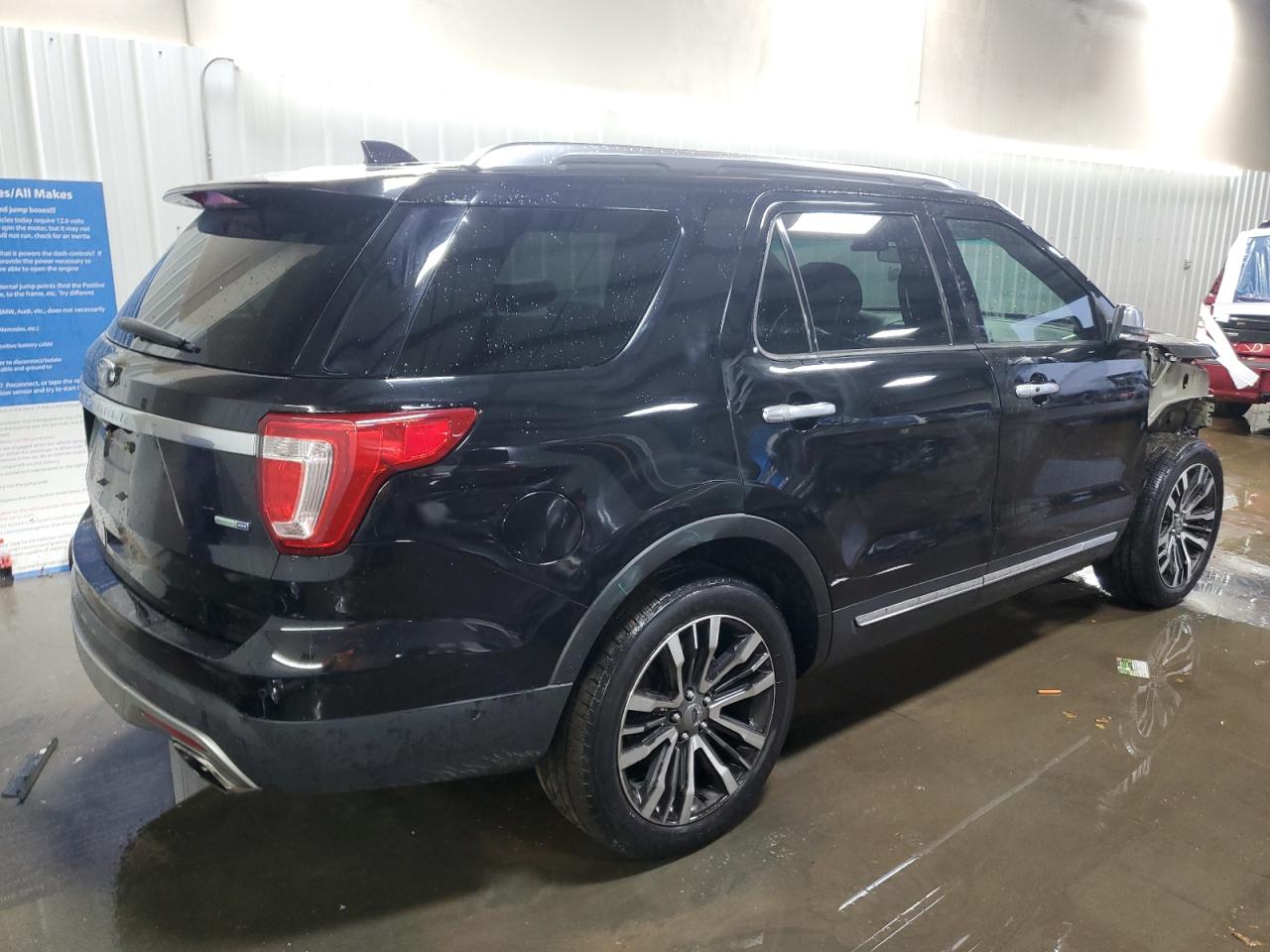 FORD EXPLORER PLATINUM