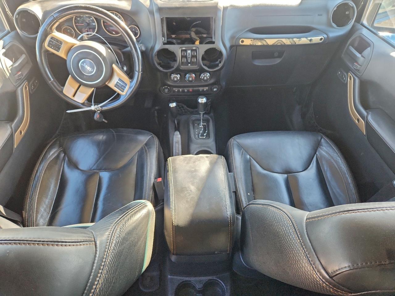 JEEP WRANGLER SAHARA