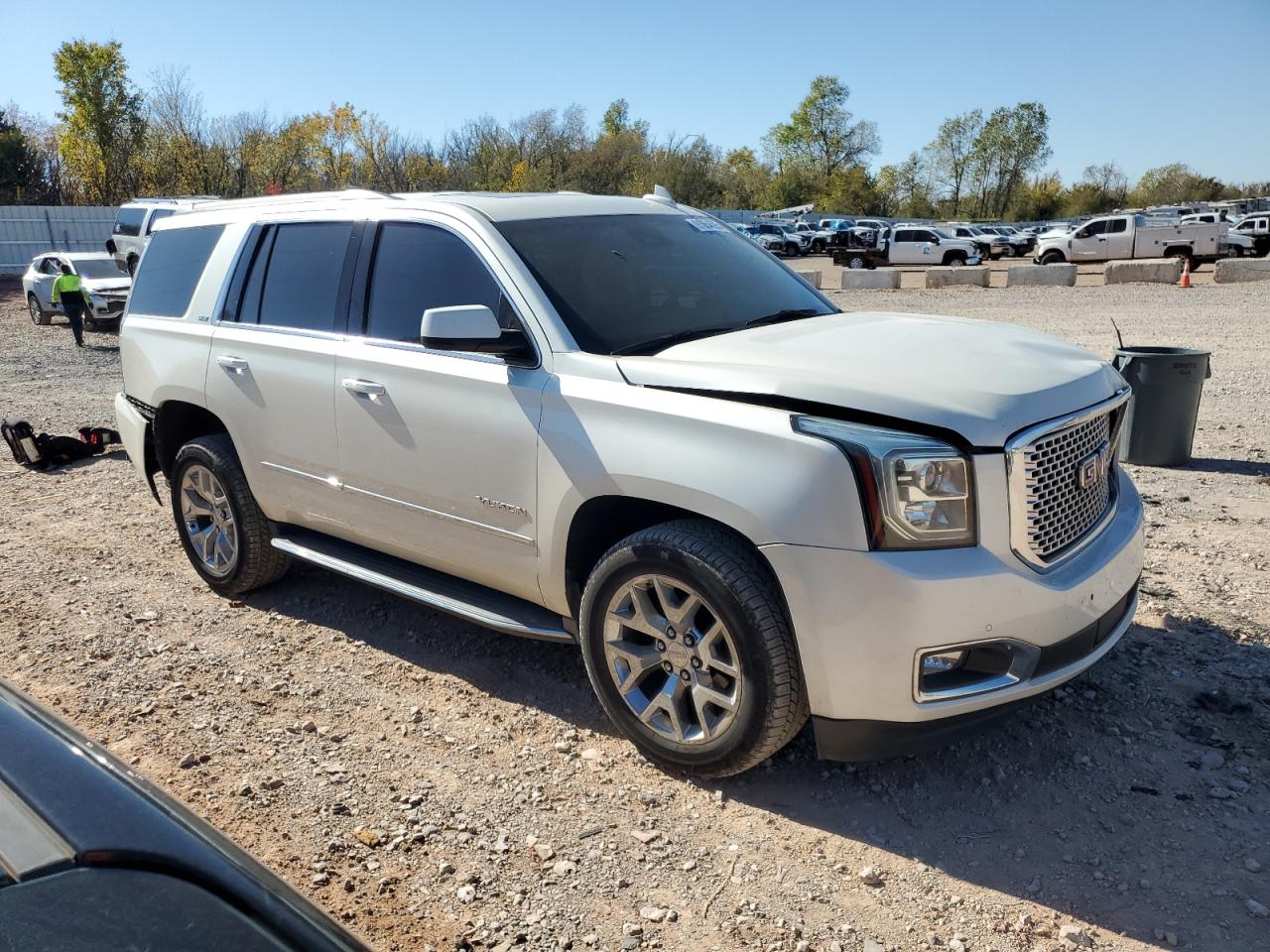 GMC YUKON SLT