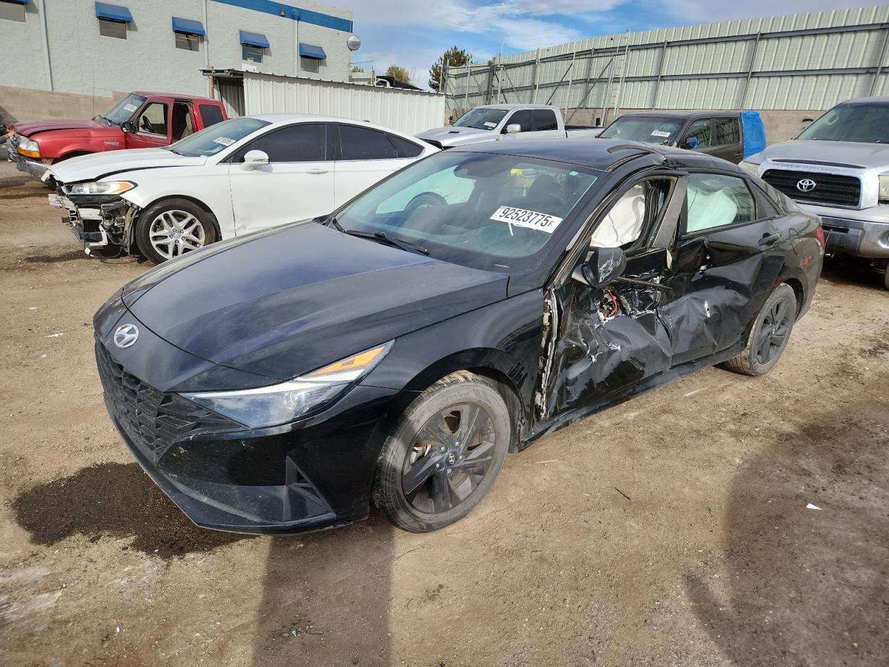 Lot #3311665225 2022 HYUNDAI ELANTRA SE