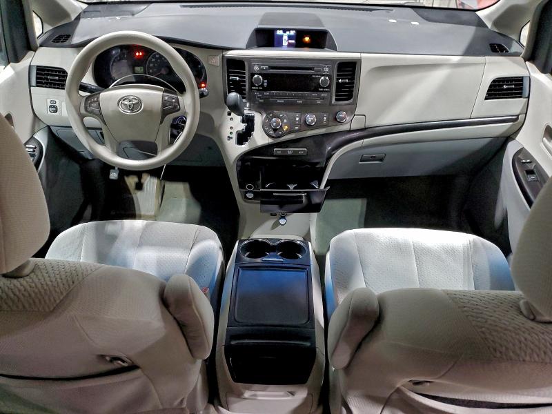 2012 TOYOTA SIENNA LE #3304571466