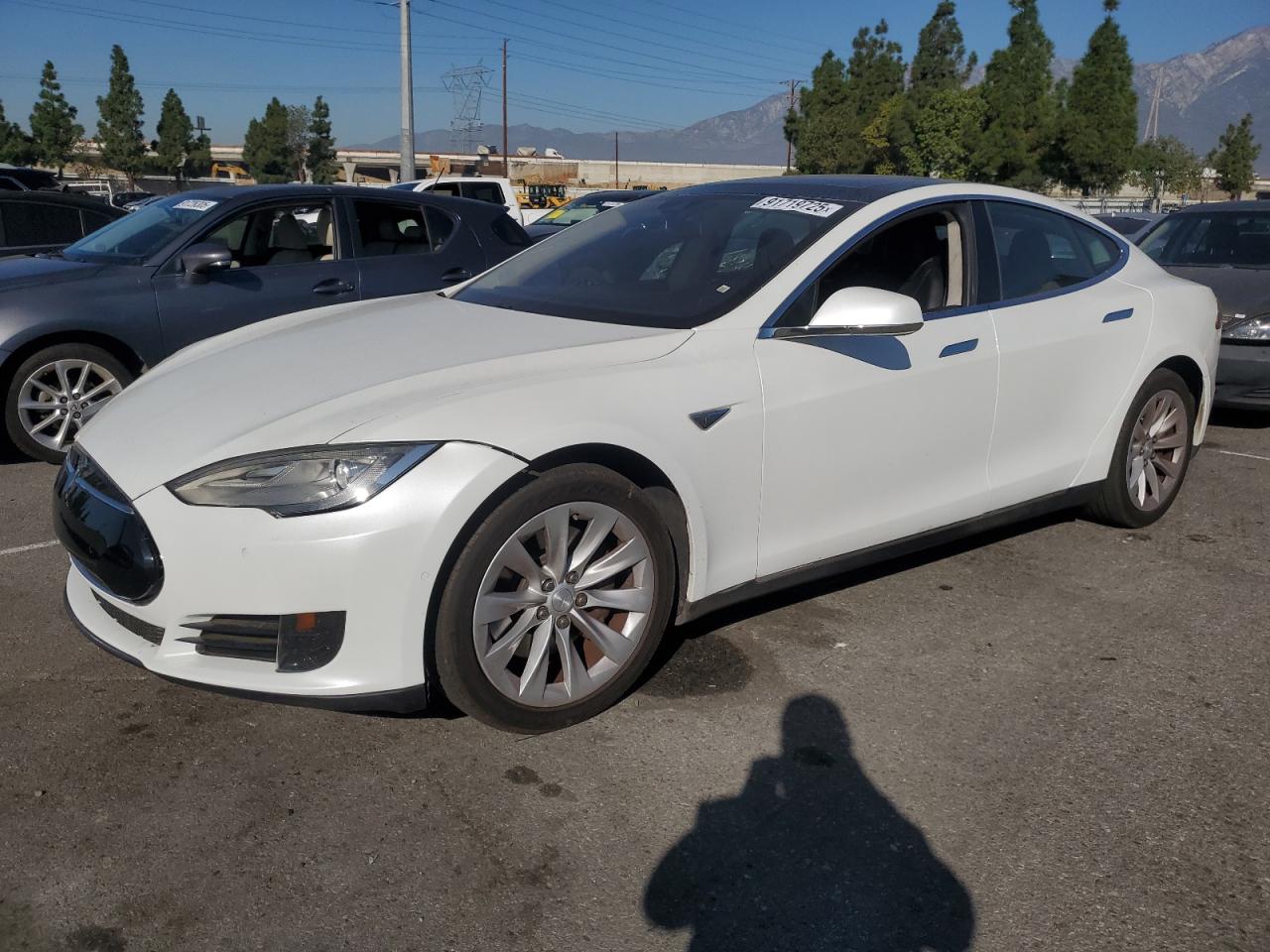 TESLA MODEL S