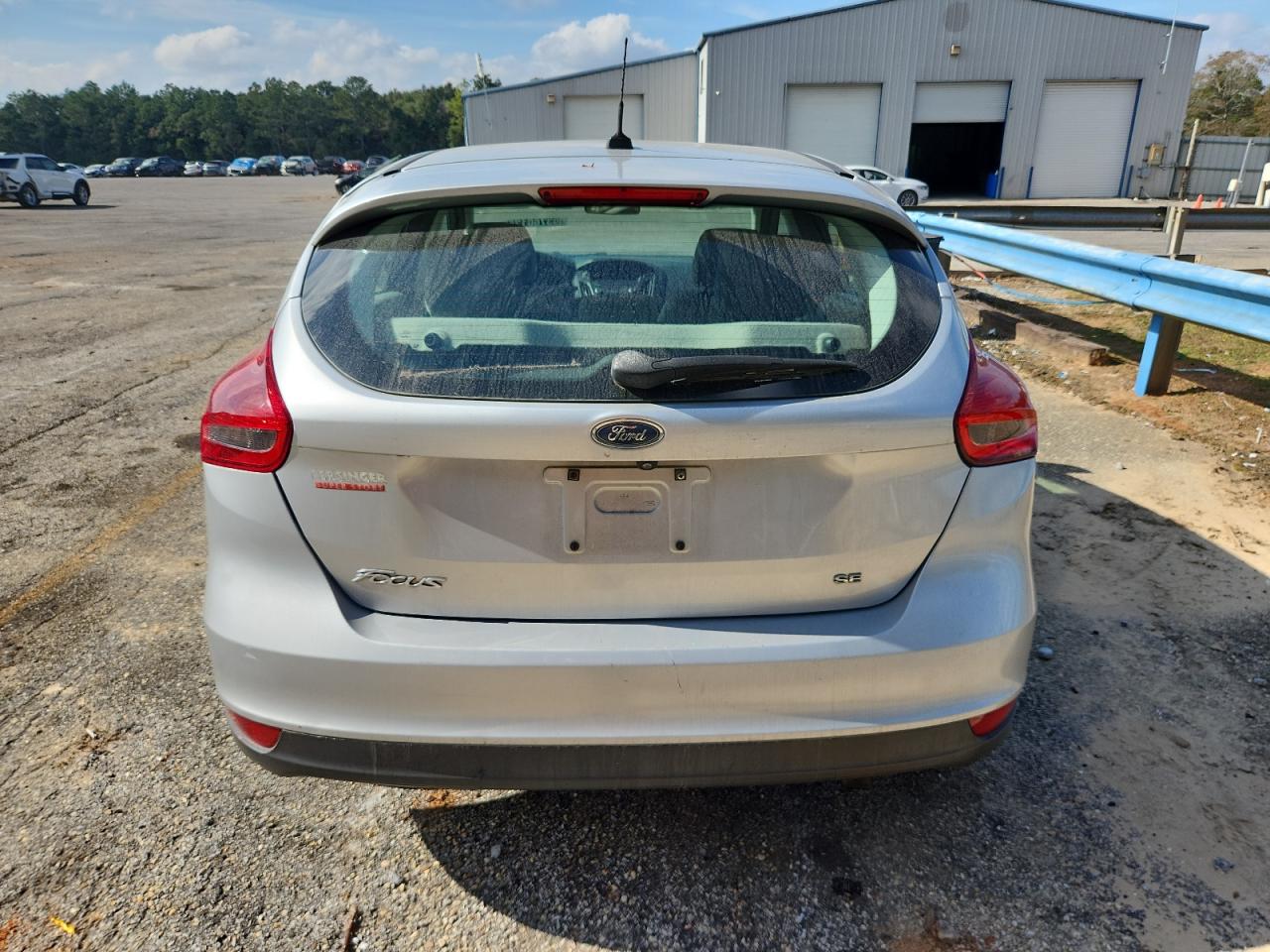 Lot #3308243153 2018 FORD FOCUS SE