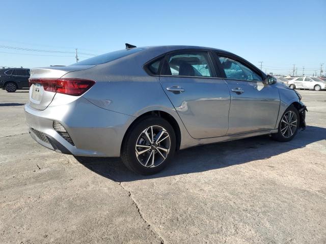 2023 KIA FORTE LX #3304141504