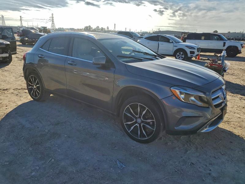 2015 MERCEDES-BENZ GLA 250 #3318859914