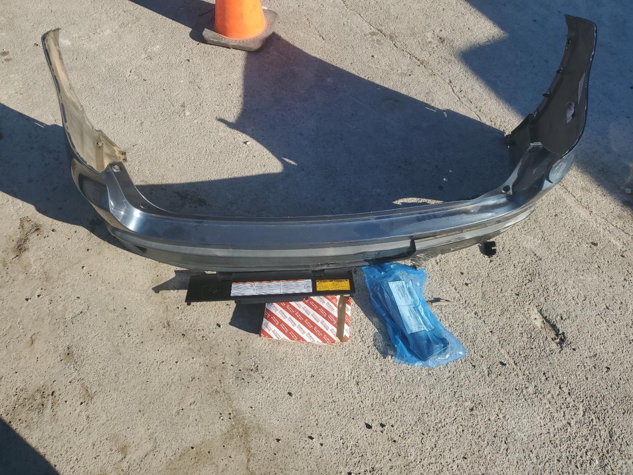 TOYOTA HIGHLANDER LE