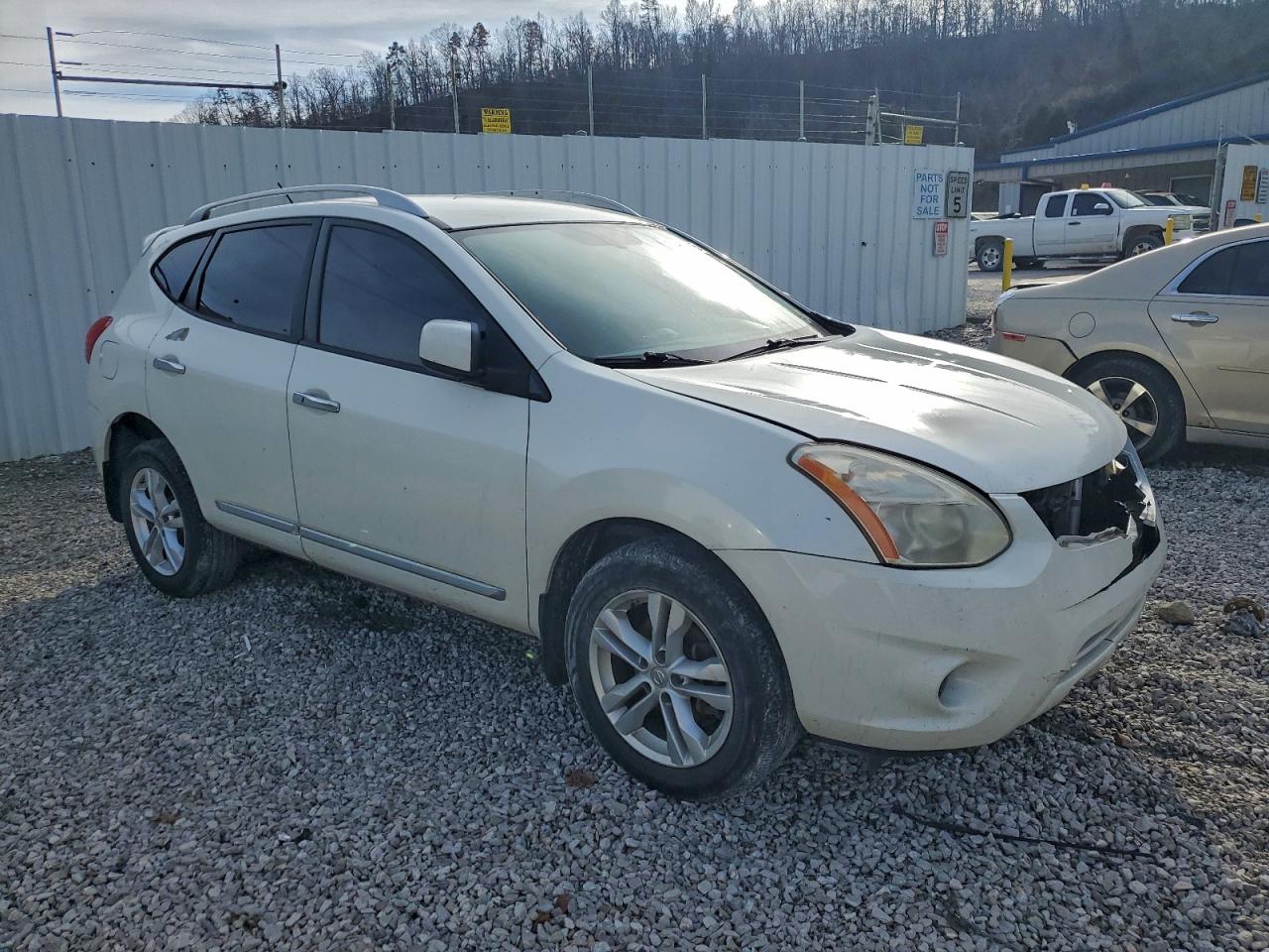 NISSAN ROGUE S