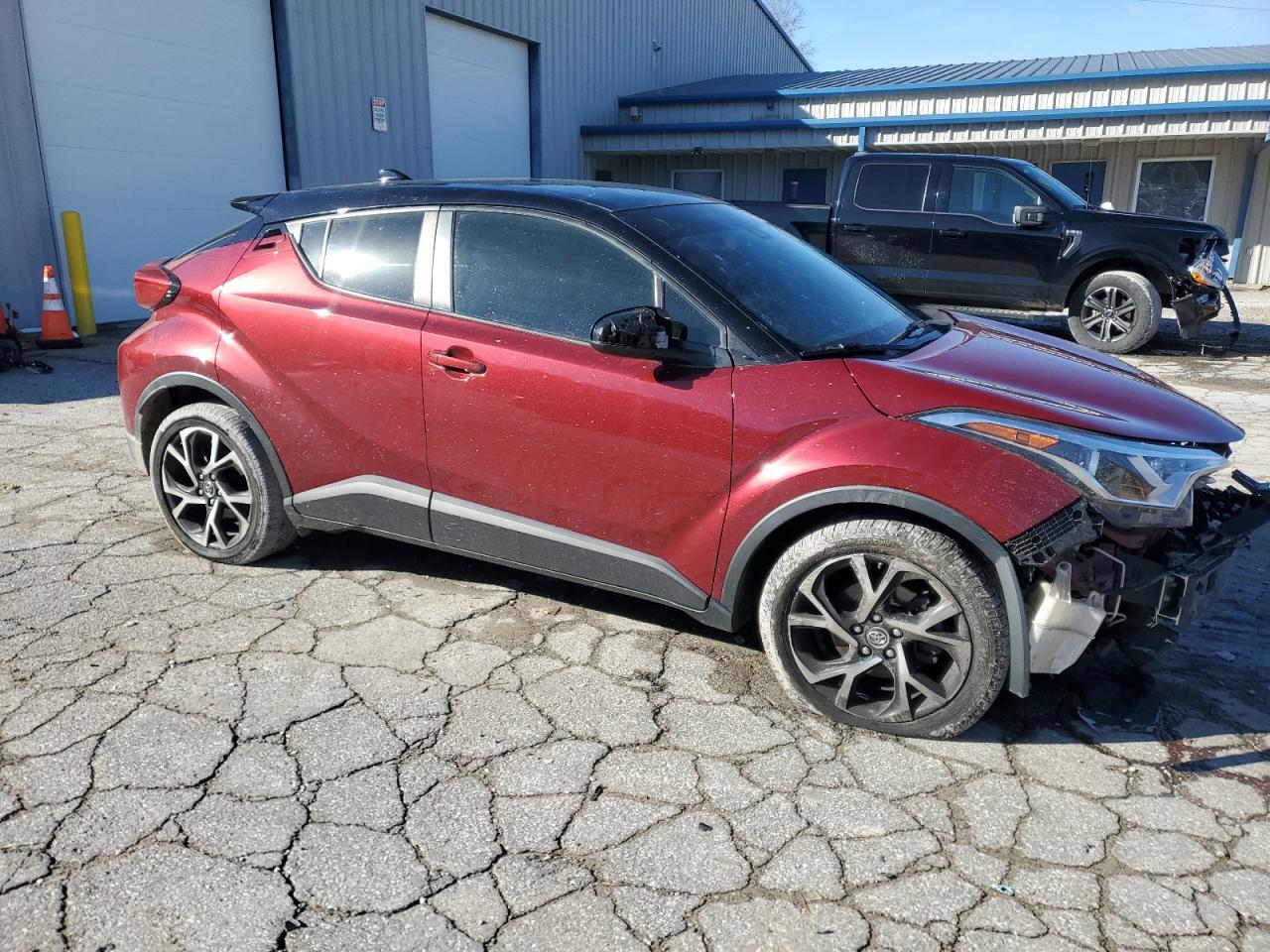 TOYOTA C-HR XLE