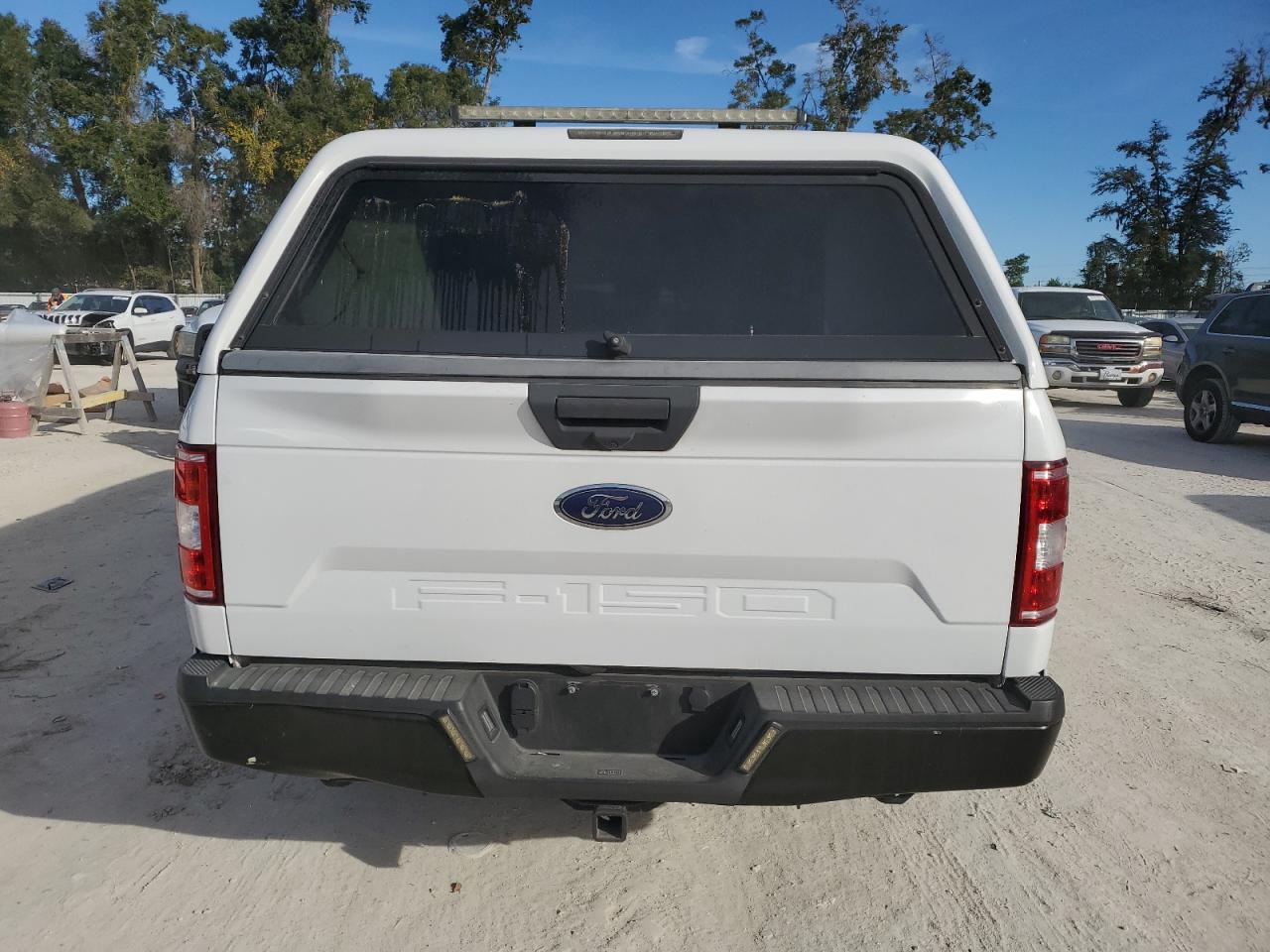 FORD F-150 SUPER CAB