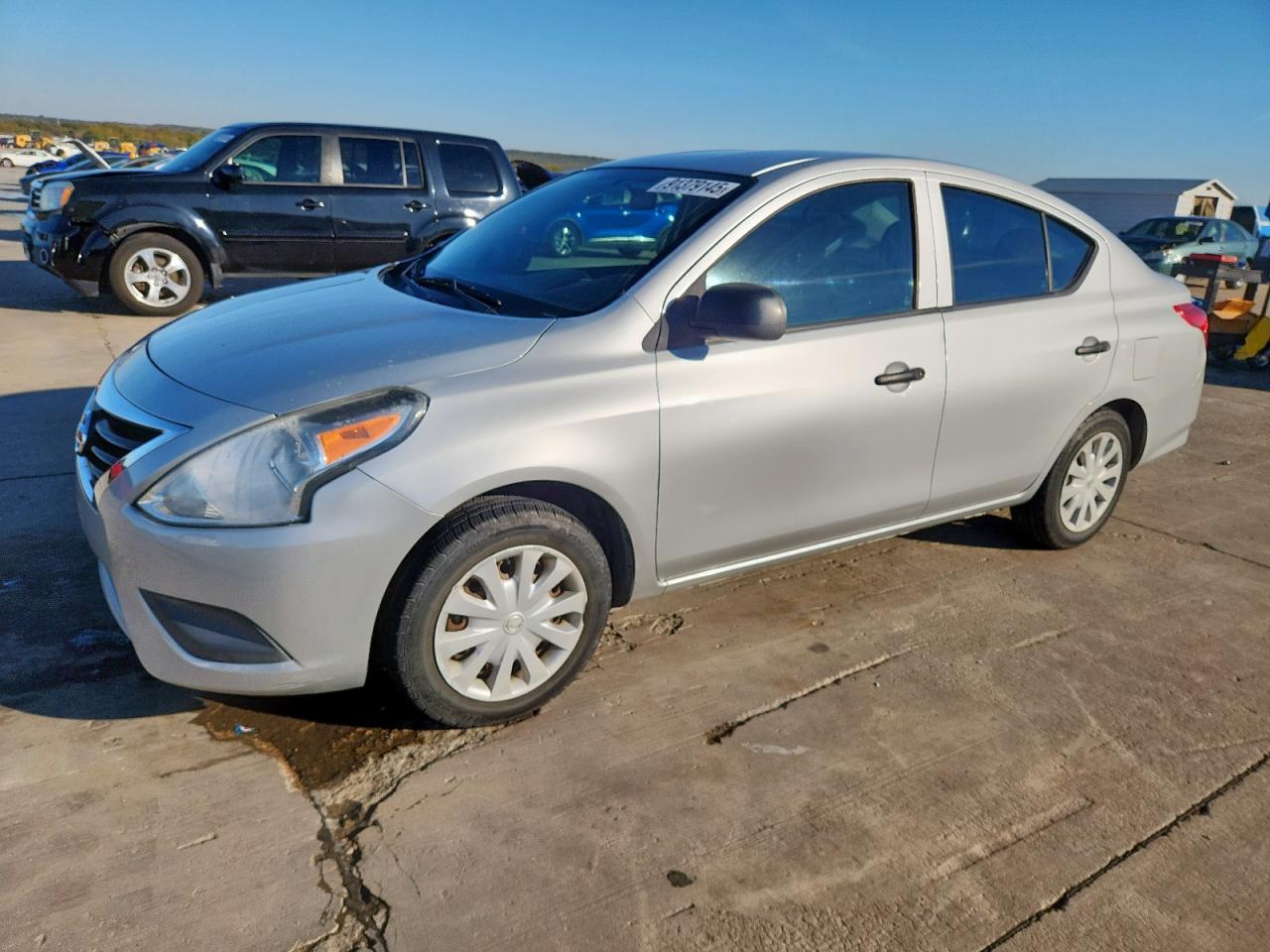 NISSAN VERSA S