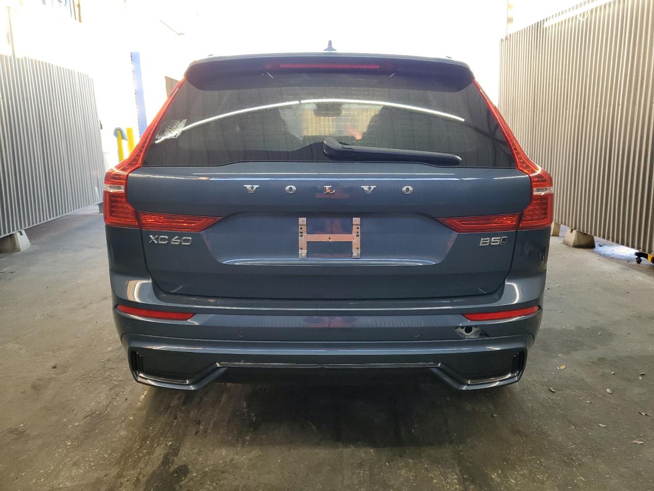 Lot #3318895932 2025 VOLVO XC60 PLUS