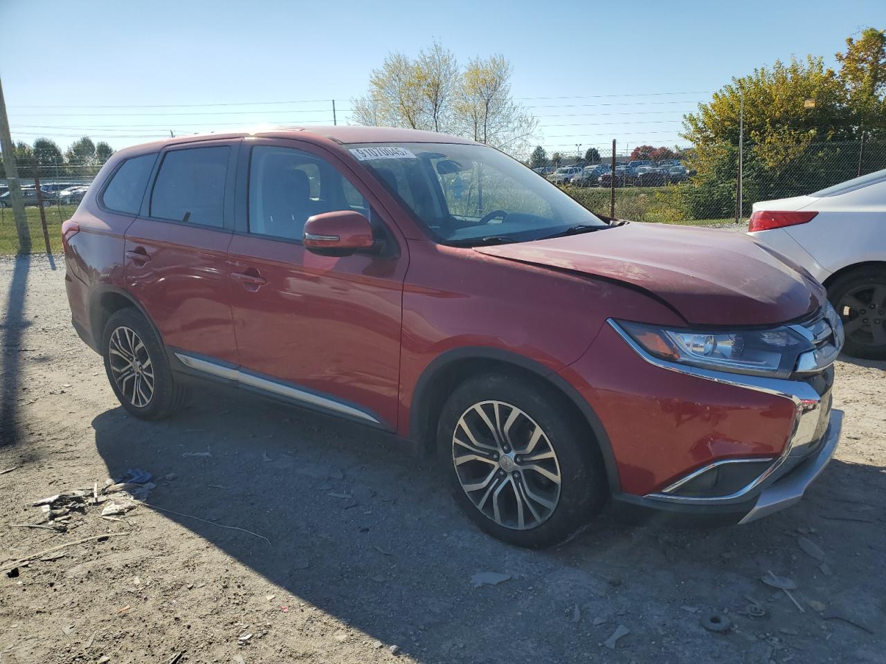 MITSUBISHI OUTLANDER SE