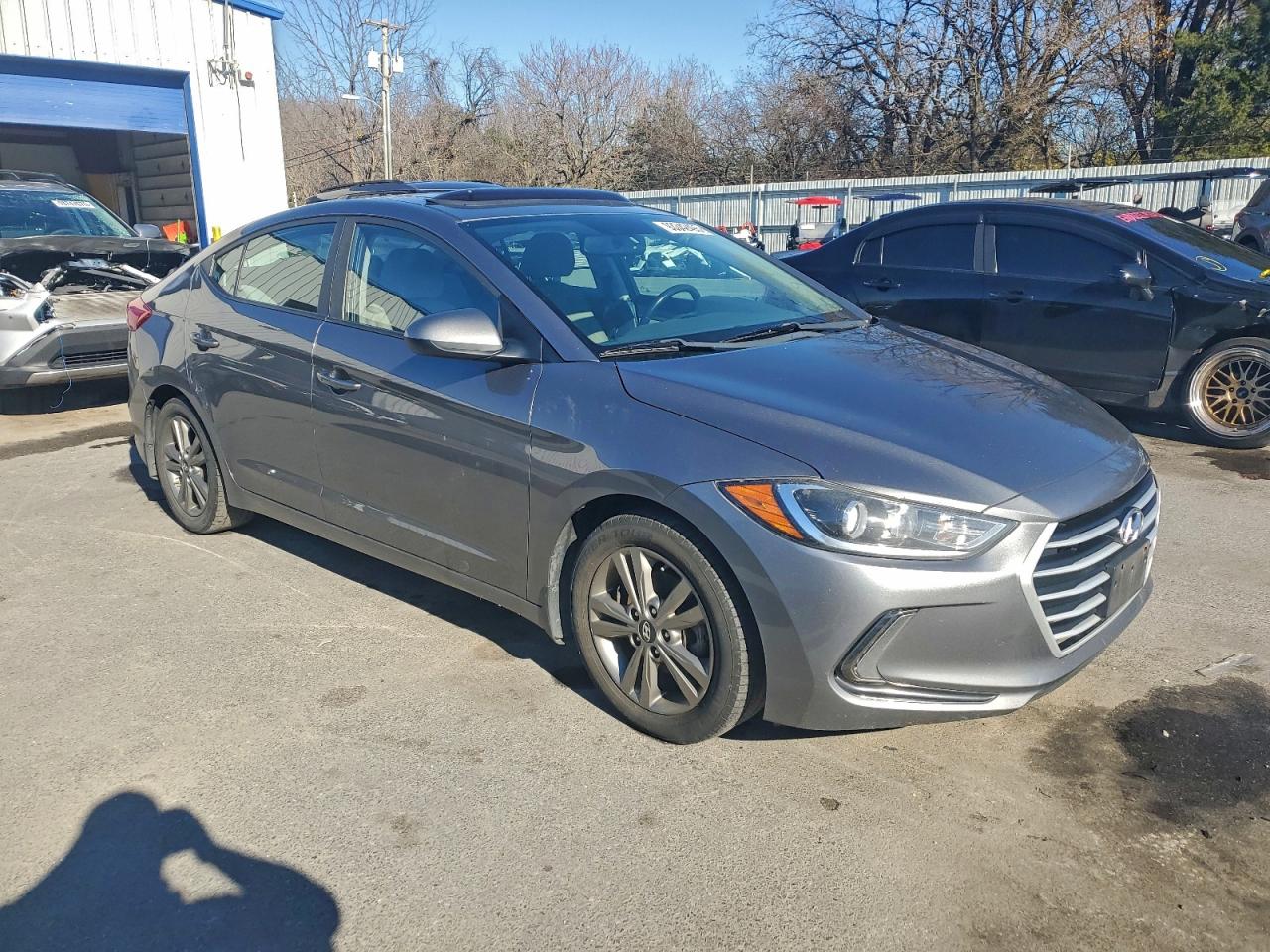 HYUNDAI ELANTRA SEL