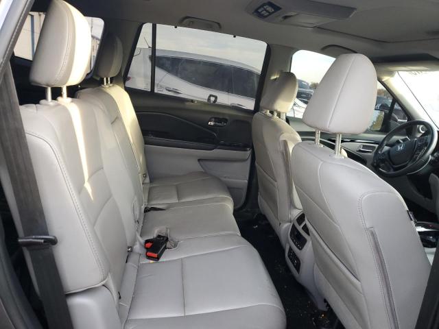 2017 HONDA PILOT TOUR #3290601798