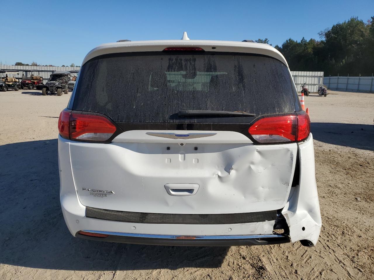 CHRYSLER PACIFICA TOURING L