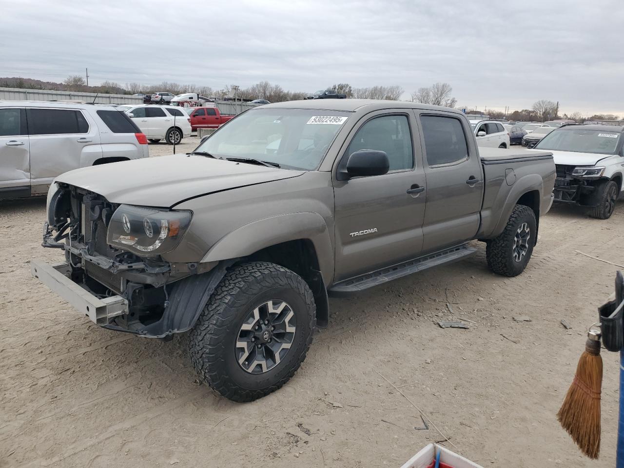 TOYOTA TACOMA DOUBLE CAB PRERUNNER LONG BED
