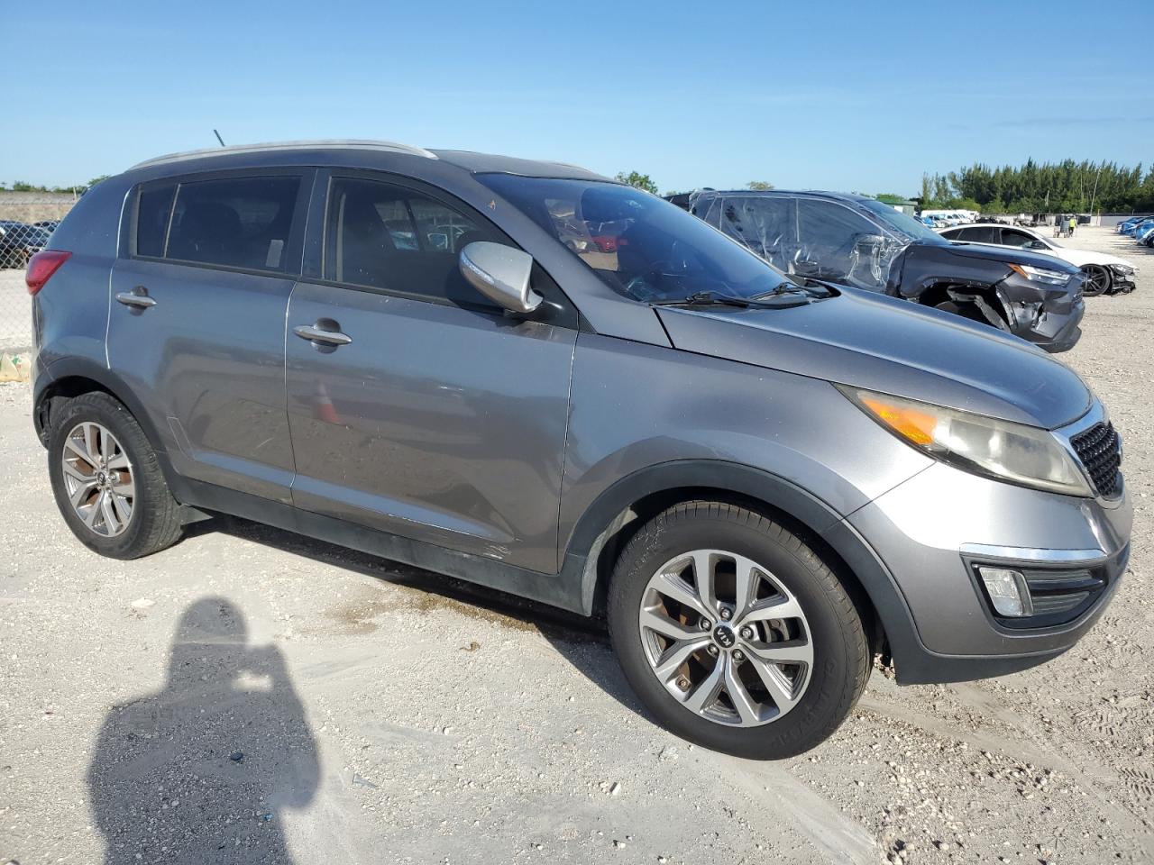 KIA SPORTAGE LX