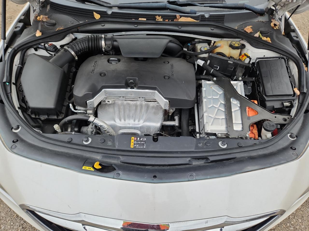 BUICK LACROSSE ESSENCE