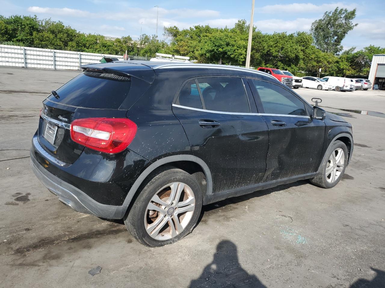 MERCEDES-BENZ GLA-CLASS 250 4MATIC