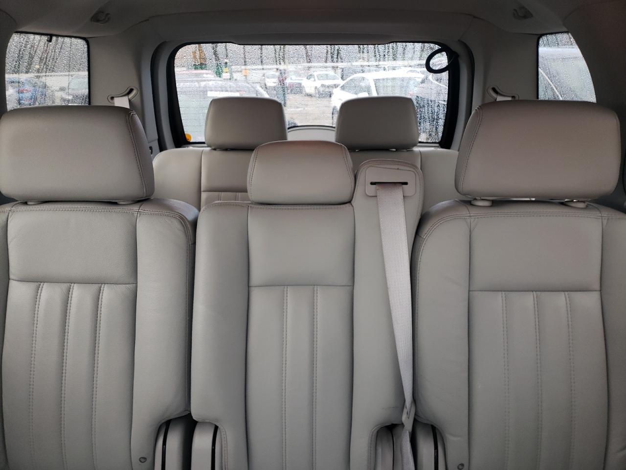 Lot #3301815383 2004 LINCOLN AVIATOR