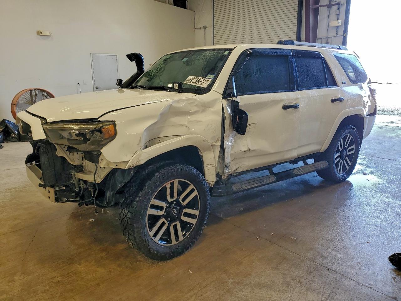 Lot #3305342312 2019 TOYOTA 4RUNNER SR