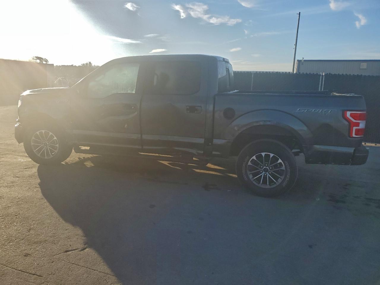 FORD F-150 SUPERCREW