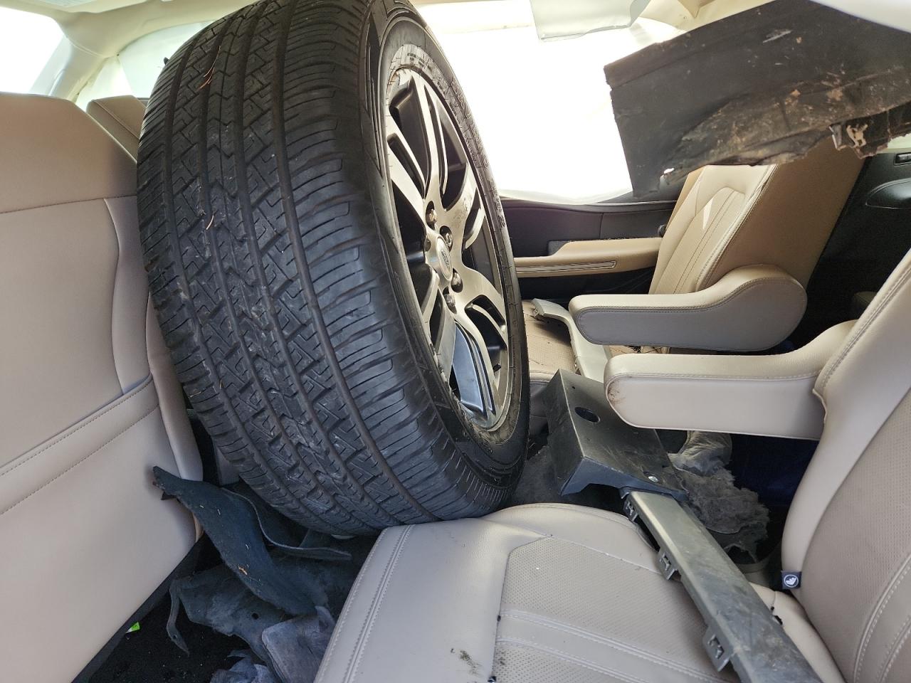 FORD EXPEDITION LIMITED