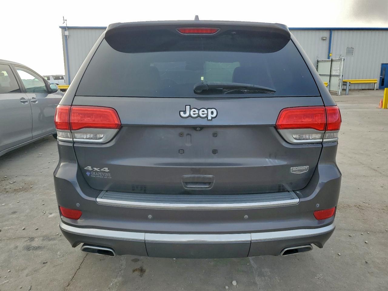 JEEP GRAND CHEROKEE SUMMIT