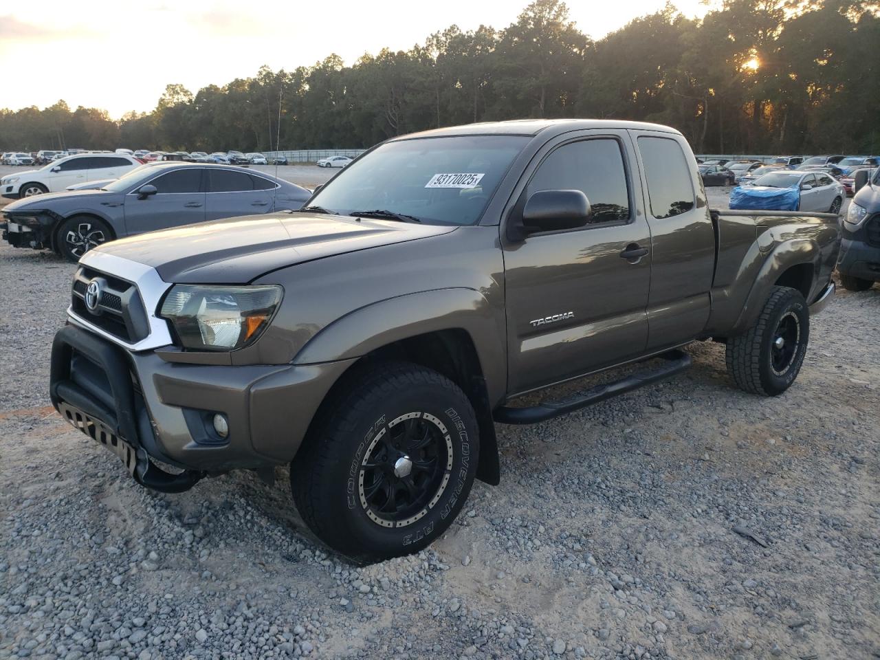 TOYOTA TACOMA PRERUNNER ACCESS CAB