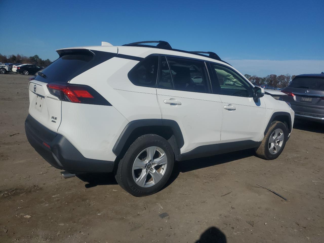TOYOTA RAV4 XLE